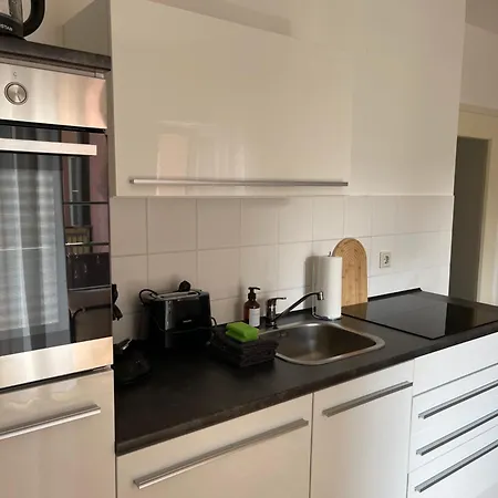 Apartment Design Yogaloft Mit Fitnessgeraeten - Waschmaschine - Einzelgarage
