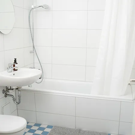 Design Yogaloft Mit Fitnessgeraeten - 2 Separate Schlafplaetze - Einzelgarage Pirna